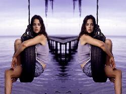 KATIE HOLMES 18